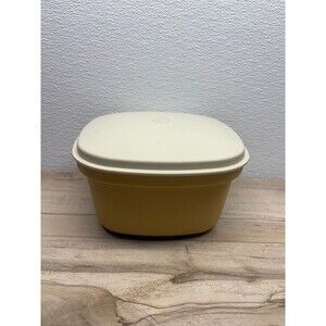 Tupperware Vegetable Steamer Container 2 Piece Set # 888-11 With Lid # 889-11